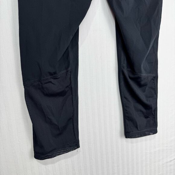 Nike Pro Mid-Rise Black Crop Capri Leggings Mesh-Panel Women Size Medium Dri-Fit - Picture 4 of 6